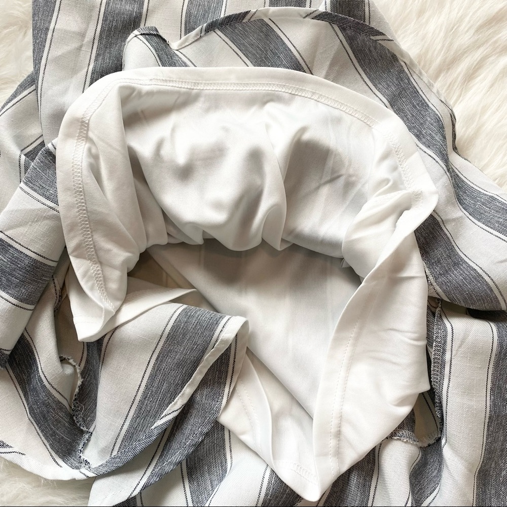 She + Sky | Striped Lined Shift Dress with Front Keyhole and Ruffle Hem | Small - Picture 6 of 7